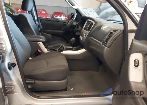 2005 Mazda Tribute I из США, поврежденный, VIN 4F2YZ92Z55KM17506